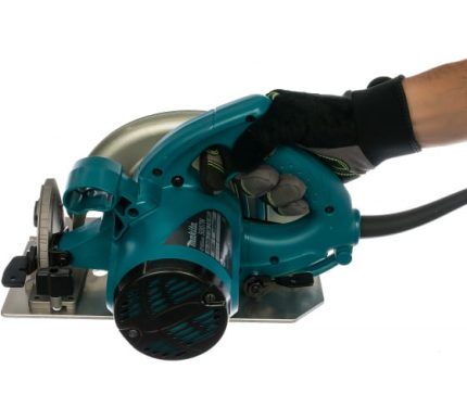 Дисковая пила Makita 5007N