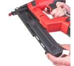 Аккумуляторный гвоздезабиватель Milwaukee M18 FN18GS-0X 4933471409