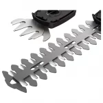 Аккумуляторные ножницы-кусторез Einhell PXC GE-CG 18/100 Li-Solo 3410313 - это высокопроизводительный помощник из семейства Power X-Change. Нож для стрижки травы идеально подходит для стрижки краев газона (100 мм). Лезвия ножниц для кустарников с лазерной резкой и алмазной шлифовкой идеально подходят для стрижки живой изгороди и кустарников. Инструменты легко заменяются без использования каких-либо других инструментов. Мягкая ручка обеспечивает идеальный захват и эргономичность во время использования. Закрытый корпус редуктора обеспечивает защиту во время использования и при очистке от контакта с деталями, смазанными трансмиссионным маслом. Поставляется без аккумулятора и зарядного устройства. Ножницы-кусторез являются представителем семейства Power X-Change, а значит совместимы со всеми аккумуляторами платформы. Согласно Вашим задачам и потребностям аккумуляторы нужной ёмкости серии Power X-Change можно приобрести отдельно. Технические характеристики Einhell PXC GE-CG 18/100 Li-Solo 3410313 Вид ножницы-кусторез Тип аккумуляторный Длина лезвия 20 см Тип ножа двусторонний Мах толщина реза 8 мм Поворотная рукоятка нет Телескопическая рукоятка нет Количество аккумуляторов в комплекте нет Напряжение аккумулятора 18 В Емкость аккумулятора нет А*ч Тип упаковки коробка Габариты без упаковки 350x115x137 мм Вес нетто 1.06 кг Тип аккумулятора Li-lon Серия аккумулятора Einhell Power X-Change